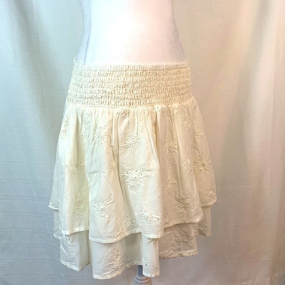 Express White High Waisted Tiered Eyelet Lace Mini Skirt-NWT - Picture 9 of 14